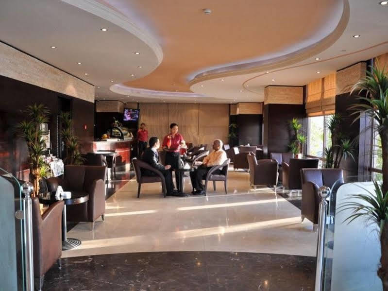 City Hotel Ras al-Khaimah Exterior foto
